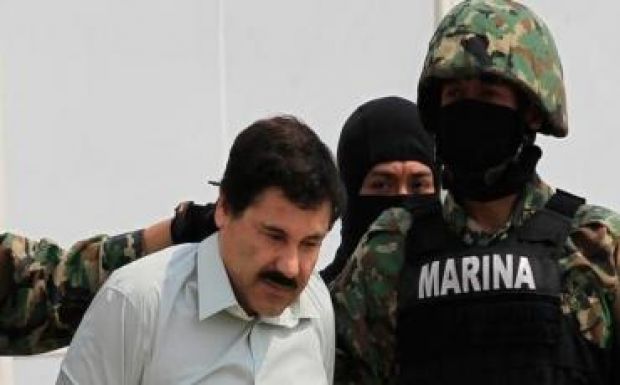 Ted Cruz az elfogott El Chapo pénzéből fizettetné ki a mexikói falat