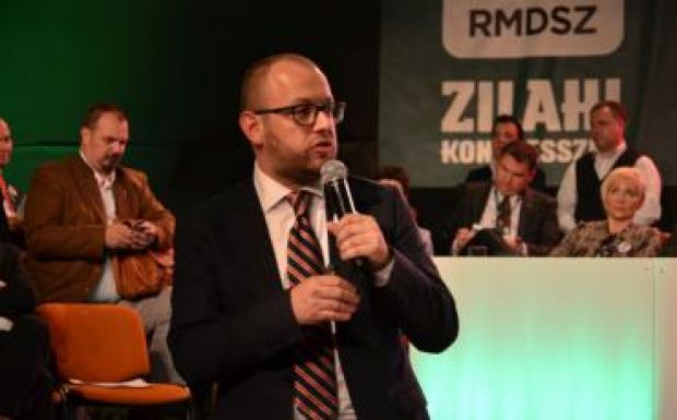 Porcsalmi: csak úgy tudunk megmaradni, ha haladunk