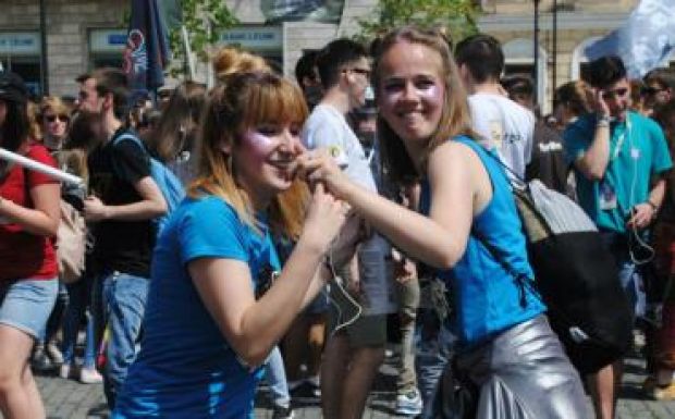 A nyári vakációban is megkapják ösztöndíjukat az egyetemisták