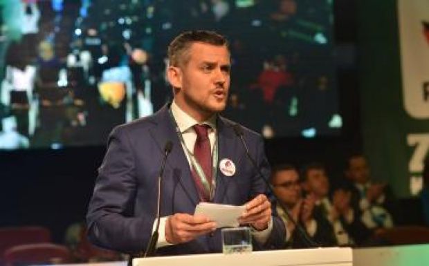 Antal Lóránt leköszönő MIÉRT-elnök:  vesszőparipám, hogy a versenyhelyzet jót tesz