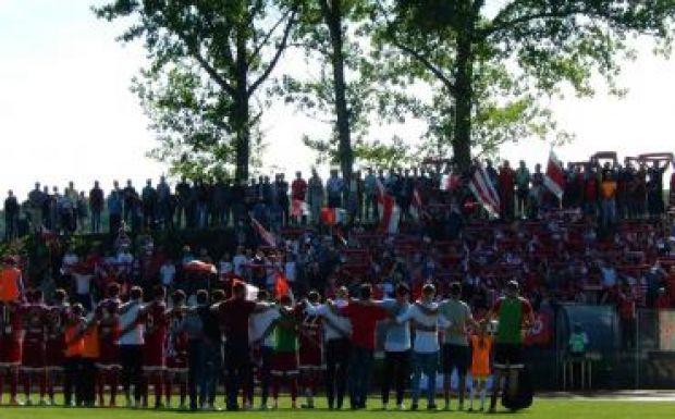 Kalákában készítik fel a sepsiszentgyörgyi focipályát az első ligás szereplésre 