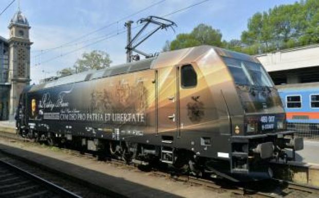 Újabb, tizenhat kocsis vonat indult Csíksomlyóra