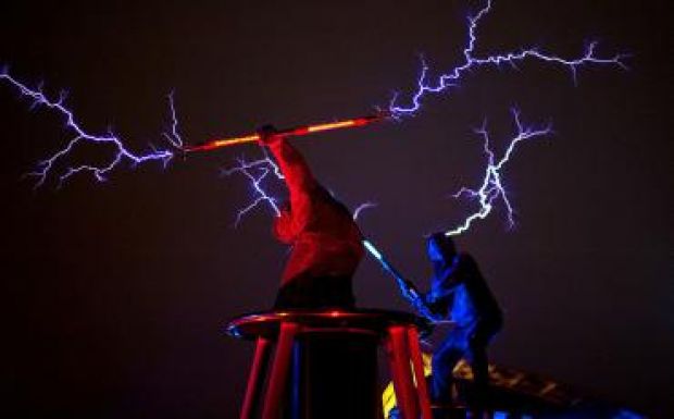 Látványos lesz az EC nappali programja: mesterséges villámmal is készülnek