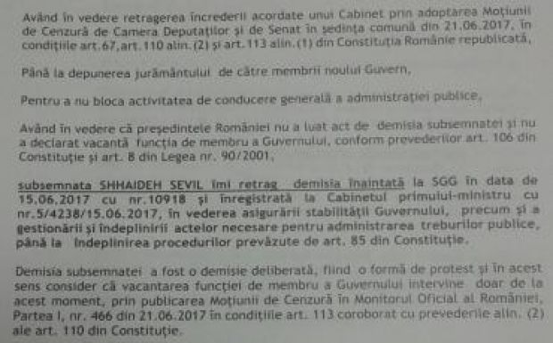 Húsz miniszter visszavonta a lemondását