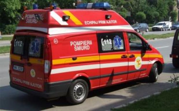 Tűz ütött ki egy dési gyárban, három személy füstmérgezést kapott