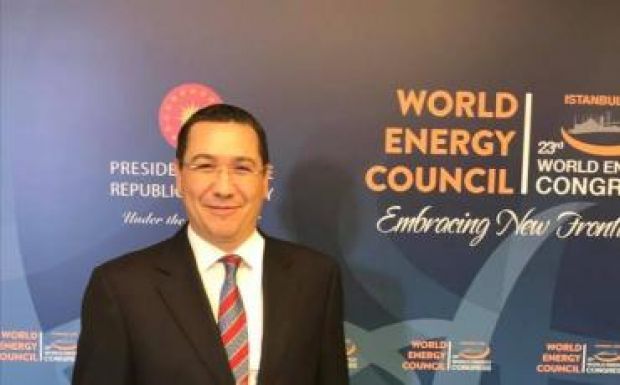 Parlamenten kívüli pártban folytatja Victor Ponta