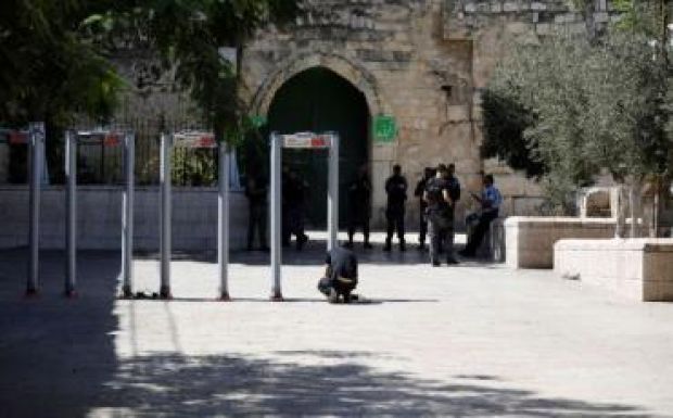 Abbász Washingtonhoz fordult a Mecsetek téren kialakult válság miatt