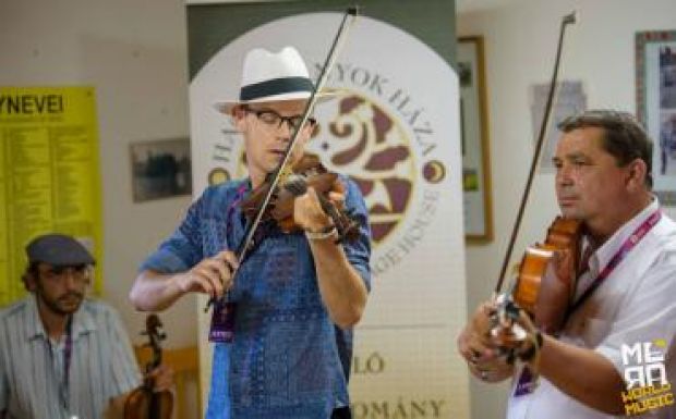 A budapesti Góbé zenekar prímása nyerte az I. Kalotaszegi Prímásversenyt