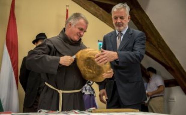 Böjte Csaba: a világot az igenek, a bizalom és a hit viszi előre