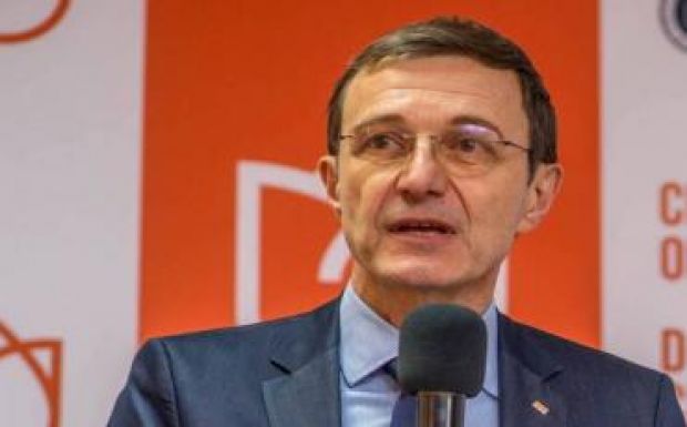 A BBTE rektora szerint Kelemen Hunornak távoznia kellene Romániából