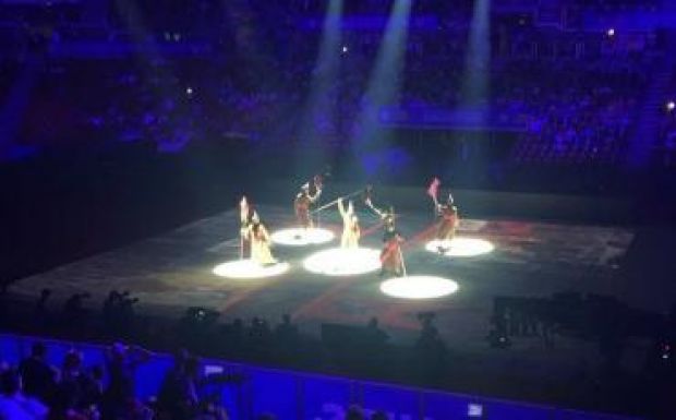 Színpompás nyitóünnepséggel kezdődött meg a budapesti cselgáncs-vb