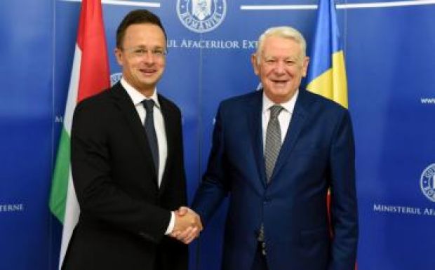 FRISSÍTVE - Erről tárgyalt Szijjártó Péter magyar külügyminiszter Bukarestben