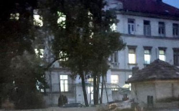 A Maros Megyei Klinikai Kórházban is károkat okozott a vihar