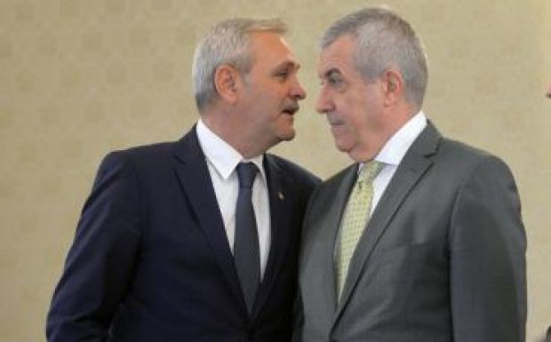 Megkönnyebbülhet az ország első és második embere: újratárgyalják a perüket