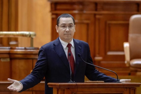 Ponta: senkit nem jelentettem fel sehová