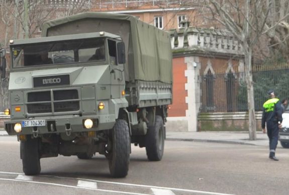 „Logisztikai támogatást” kapnak a hadseregtől a Katalóniában bevetett erőszakszervek