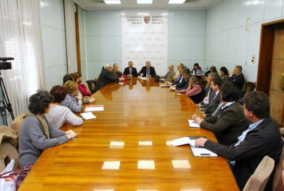 A Maros Megyei Tanács számára fontos a helyi termelőkkel való párbeszéd