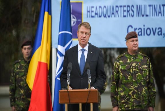 Johannis cáfolta, hogy Románia közeledne a visegrádi négyekhez