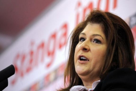 Jogi bizottság: nem indulhat bűnvádi eljárás Rovana Plumb képviselő ellen