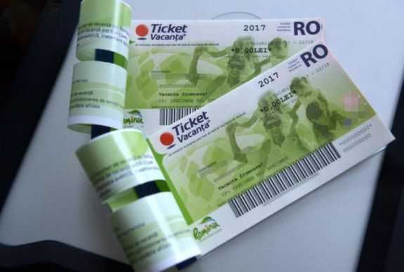 Megszavazta a szenátus: 1450 lej értékű üdülőjegy jár a közalkalmazottaknak