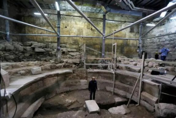 Római kori színházat találtak Jeruzsálemben a Siratófal mellett