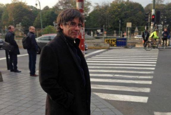 Nemzetközi elfogatóparancsot adnak ki Carles Puigdemont ellen?