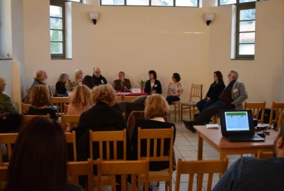 Öngyilkosságok: ötletadás helyett a sajtónak a megelőzésben kellene segítenie