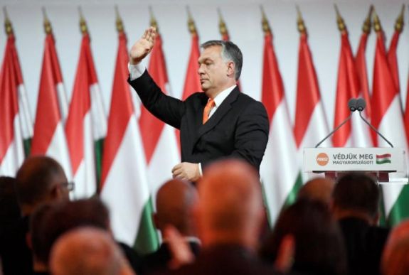 Fidesz-kongresszus: egyhangúlag választották újra pártelnöknek Orbán Viktort