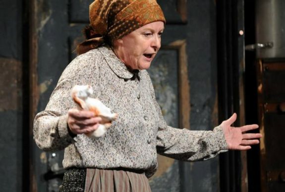 Debreceni színésznő nyert díjat az első nemzetközi brassói színházi fesztiválon