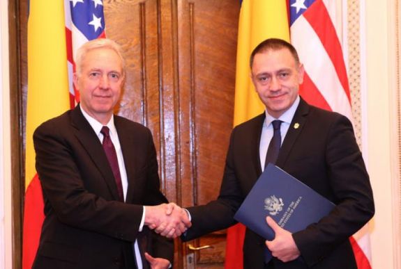 Aláírták a Patriot rakéták megvásárlására vonatkozó szerződést