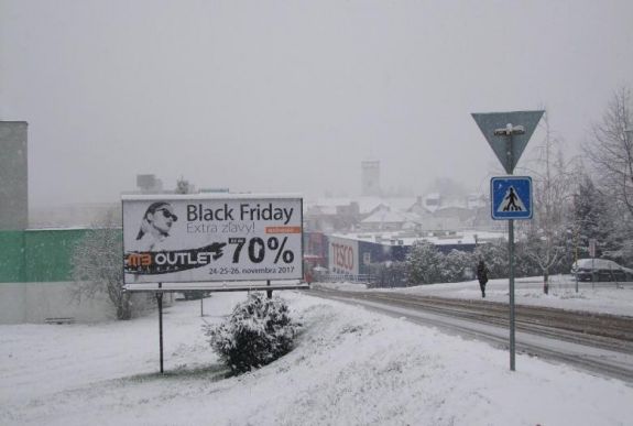 Tízezrek maradtak áram nélkül Szlovákiában az erős havazás miatt 