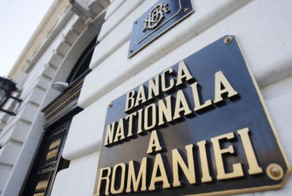 Jegybank: alacsonyabb államháztartási hiányra lenne szükség