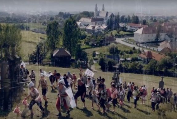 Egy Nőileg lapszám a Mária Út fejlesztéséért