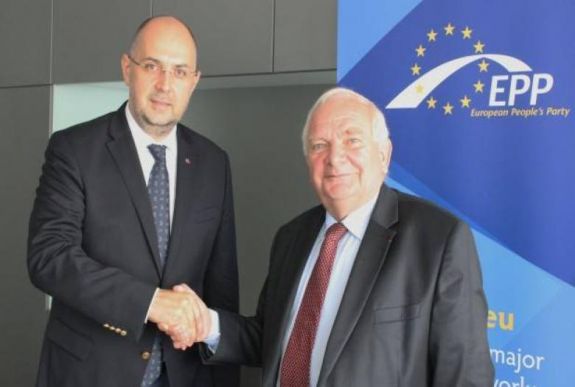 Igazságügyi törvények: Kelemen Hunor szerint az RMDSZ nem érdemel néppárti bírálatot