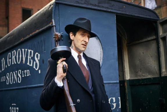 Vakító csúcsok - Peaky Blinders sorozatkritika