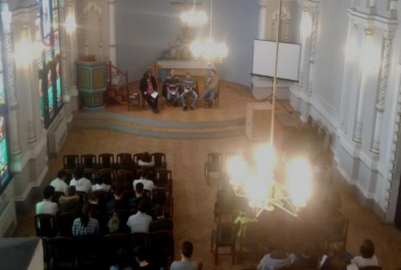 Farsangi irodalomóra Csíkszeredában