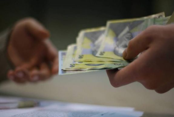 Újabb minimálbér-emeléseket jelentett be a kormánykoalíció