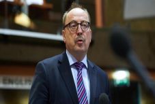 Rendkívüli ülést tart a magyar külügyi bizottság Tudose nyilatkozata miatt