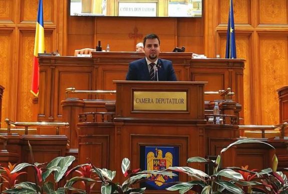 Apjok Norbert: a máramarosi magyarok mellett a fiatalokat is képviselem