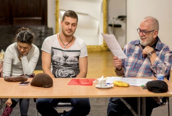 Gothár Péter a nagyváradi színházban próbál