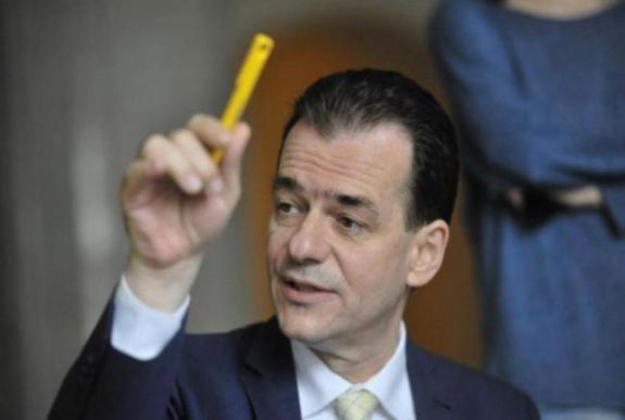 Megtámadja a PNL az alkotmánybíróságon a katolikus gimnázium újraalapításáról szóló törvényt