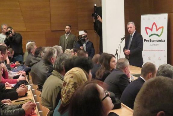 Félezer gazdát támogat a magyar kormány a Maros-Mezőségben