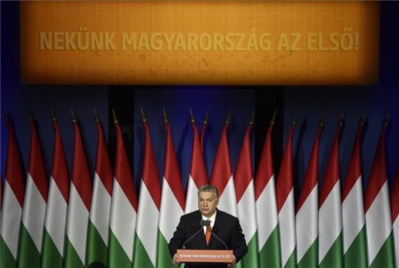 Orbán: még közel sem értünk a munkánk végére