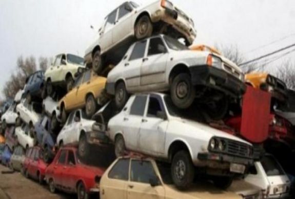 Idén is folytatódik a roncsautó- és a Zöld ház-program