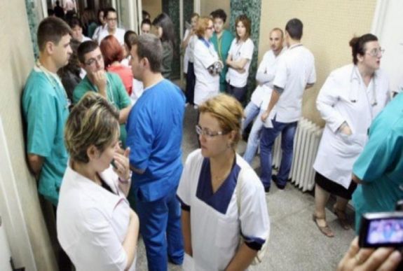 Brutális növekedés: ennyit keres csütörtöktől egy orvos