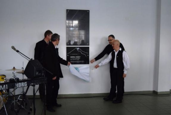 Ma lenne 50 éves Erőss Zsolt – a hegymászóra emlékeztek Csíkszeredában