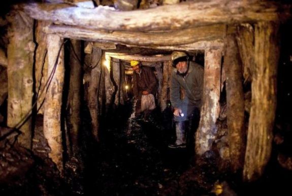 A bányaipar agóniája: tíz év alatt alkalmazottainak felét vesztette el az ágazat