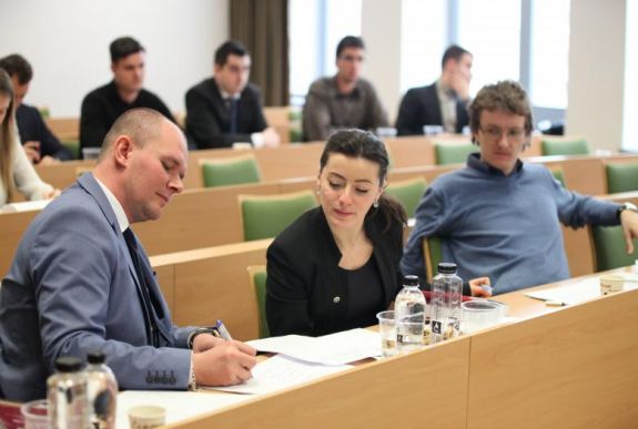 Három erdélyi egyetem adta a VI. Jogász Esettanulmány-verseny díjazottjait