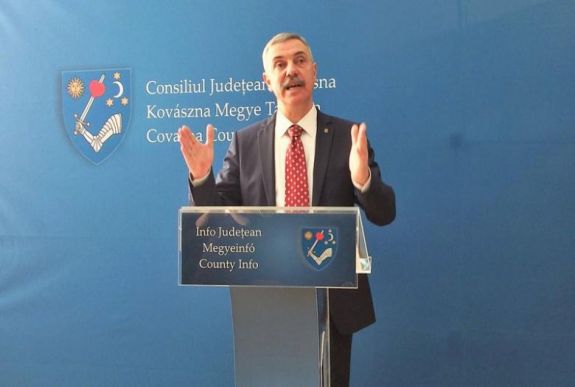 Dan Tănasă szerint grófként viselkedik – megbírságolták a háromszéki tanácselnököt