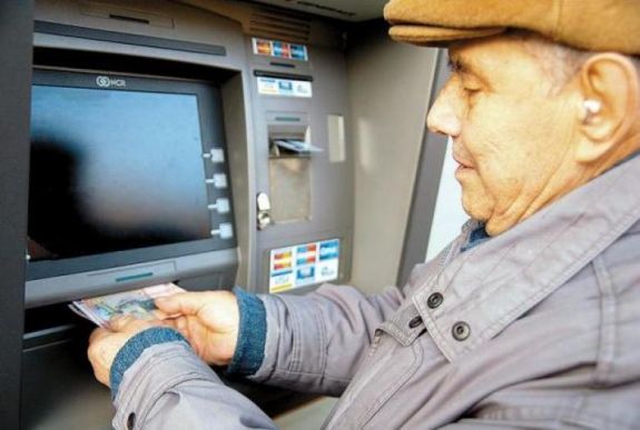 Óriási nyugdíjpontemelést ígér a munkaügyi miniszter